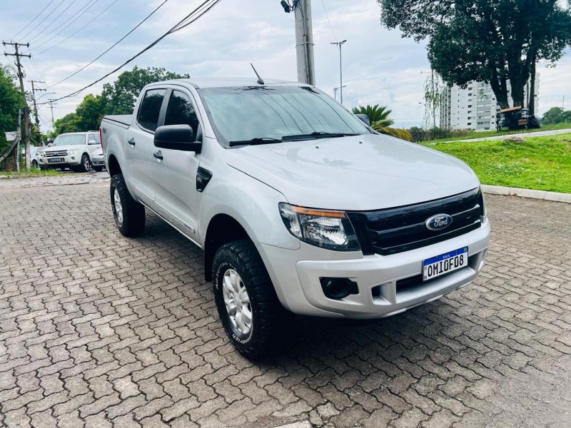 RANGER 2.2 XLS 4X4 CD 16V DIESEL 4P MANUAL - 2014 - BENTO GONçALVES