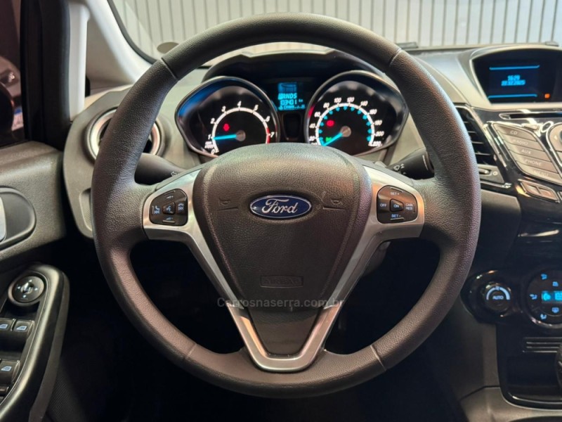 FIESTA 1.6 TITANIUM HATCH 16V FLEX 4P AUTOMÁTICO - 2014 - DOIS IRMãOS