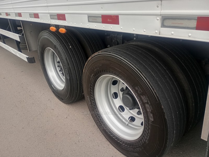 CARGO 2423 E 6X2 TURBO - 2013 - FARROUPILHA