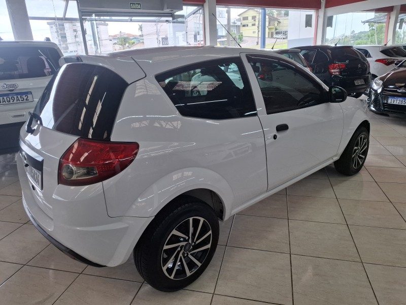 KA 1.0 MPI 8V FLEX 2P MANUAL - 2013 - FARROUPILHA