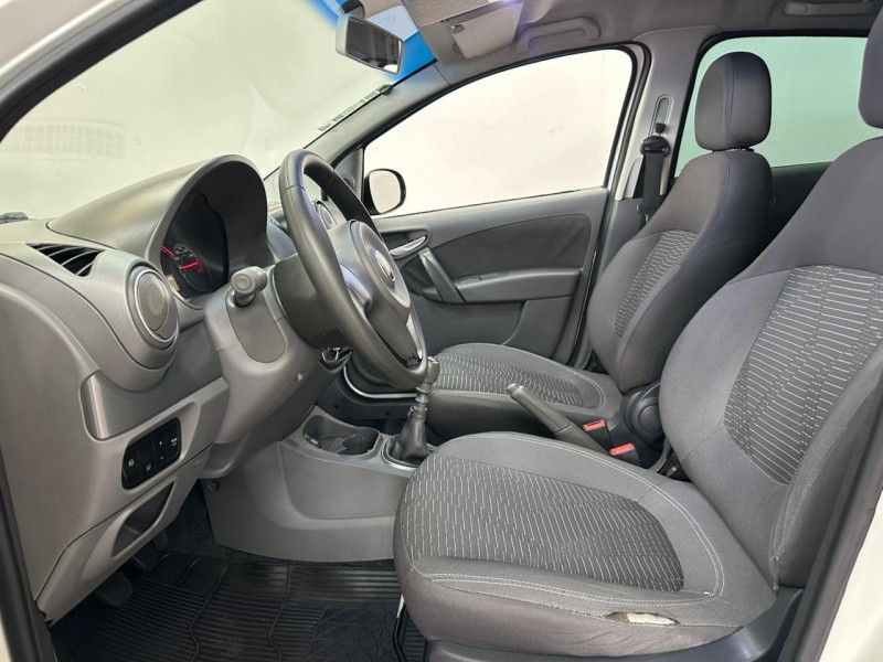 PALIO 1.4 MPI ATTRACTIVE 8V FLEX 4P MANUAL - 2013 - CAXIAS DO SUL