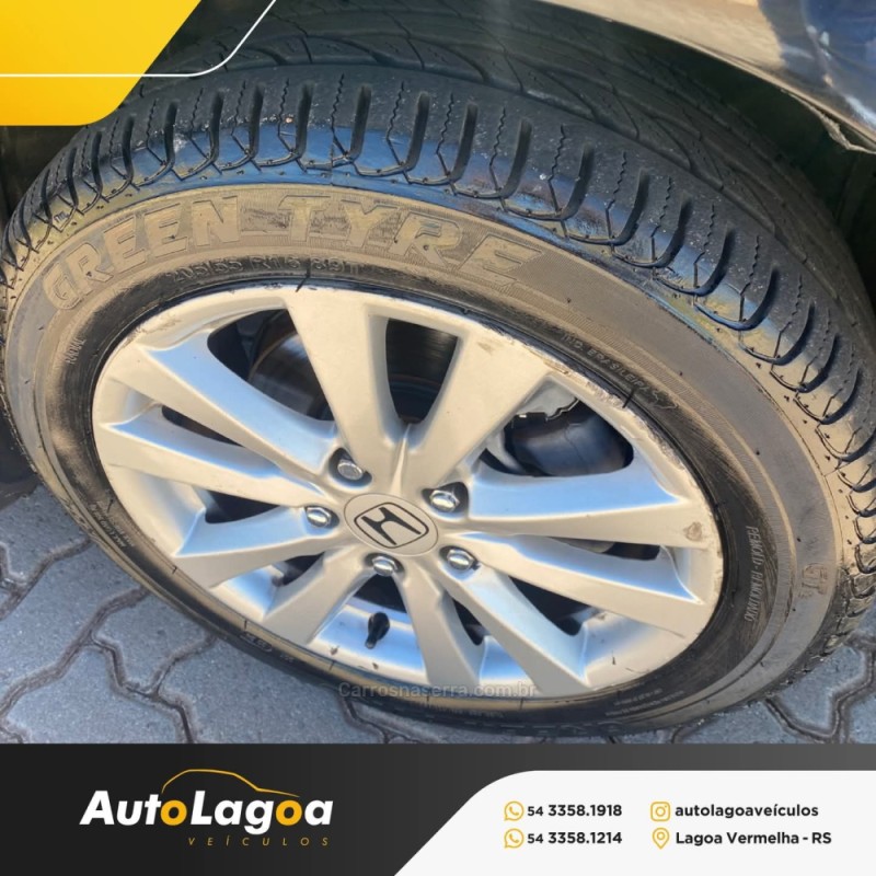 CIVIC 1.8 LXS 16V FLEX 4P MANUAL - 2014 - LAGOA VERMELHA