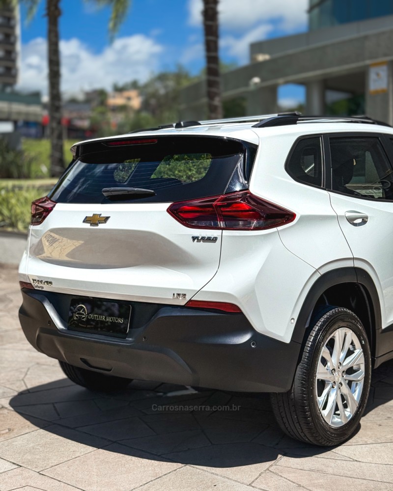 TRACKER 1.0 12V TURBO FLEX 4P AUTOMÁTICO - 2023 - NOVO HAMBURGO