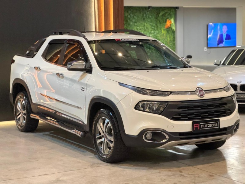 TORO 2.0 16V TURBO DIESEL FREEDOM 4WD AT9 AUTOMÁTICO - 2019 - NOVO HAMBURGO