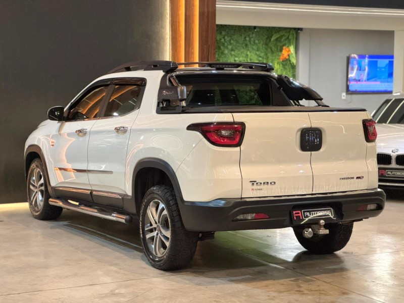 TORO 2.0 16V TURBO DIESEL FREEDOM 4WD AT9 AUTOMÁTICO - 2019 - NOVO HAMBURGO