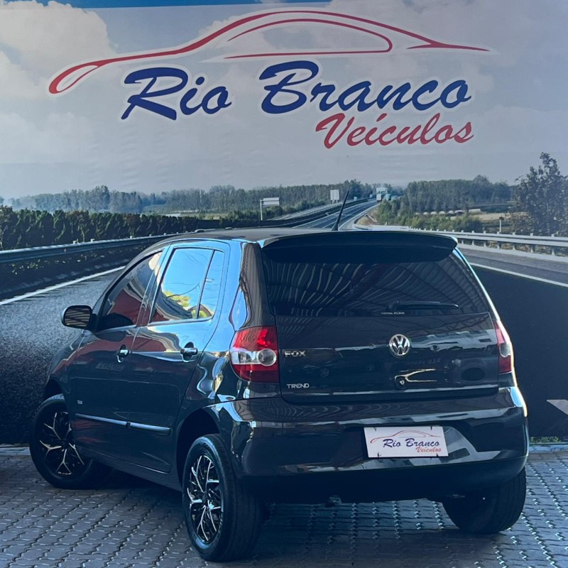 FOX 1.0 MI 8V FLEX 4P MANUAL - 2009 - CAXIAS DO SUL