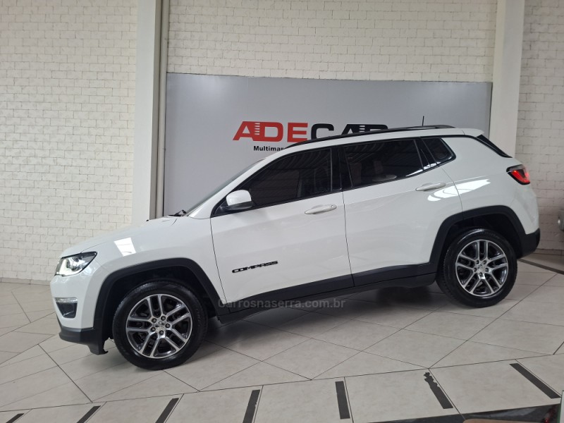 COMPASS 2.0 16V FLEX SPORT AUTOMÁTICO - 2019 - FARROUPILHA