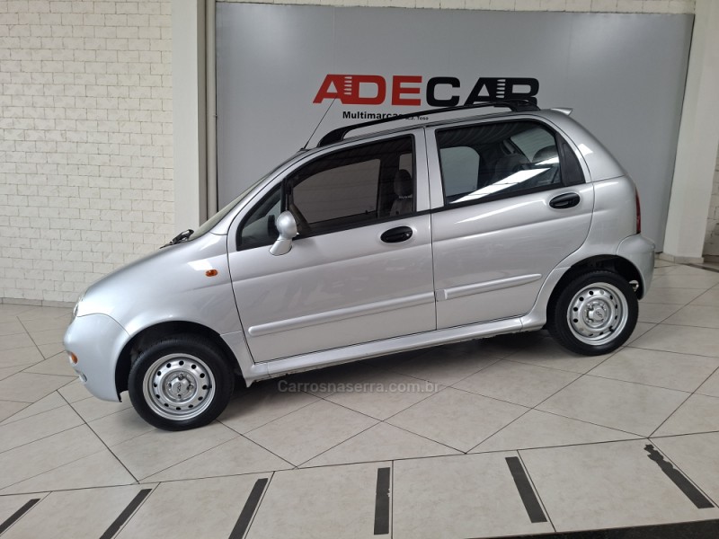 QQ 1.1 MPFI 16V GASOLINA 4P MANUAL - 2012 - FARROUPILHA