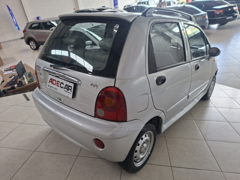 QQ 1.1 MPFI 16V GASOLINA 4P MANUAL - 2012 - FARROUPILHA