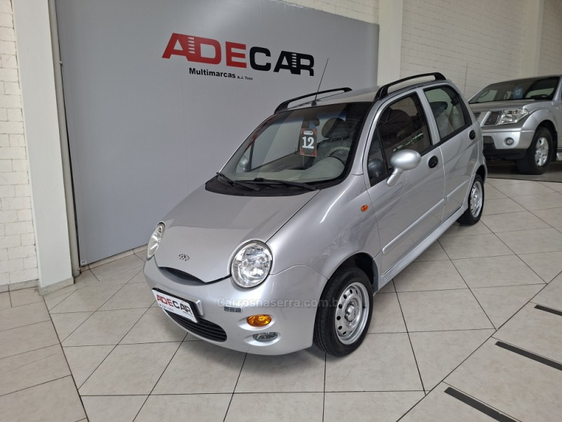 QQ 1.1 MPFI 16V GASOLINA 4P MANUAL - 2012 - FARROUPILHA