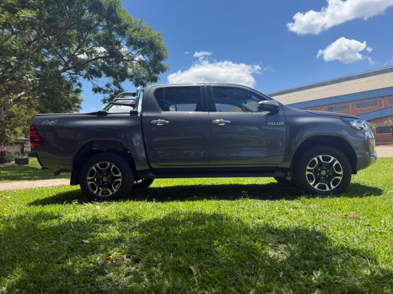 HILUX 2.8 SRV 4X4 CD 16V DIESEL 4P AUTOMÁTICO - 2022 - BROCHIER