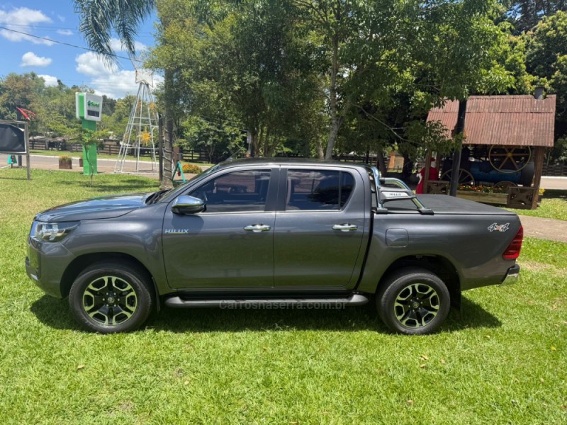 HILUX 2.8 SRV 4X4 CD 16V DIESEL 4P AUTOMÁTICO - 2022 - BROCHIER