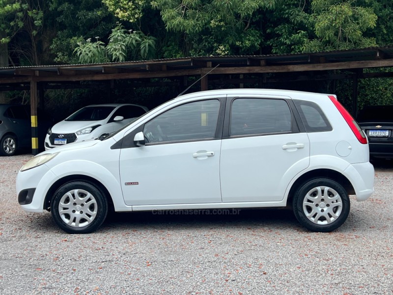 FIESTA 1.6 MPI CLASS HATCH 8V FLEX 4P MANUAL - 2013 - FARROUPILHA