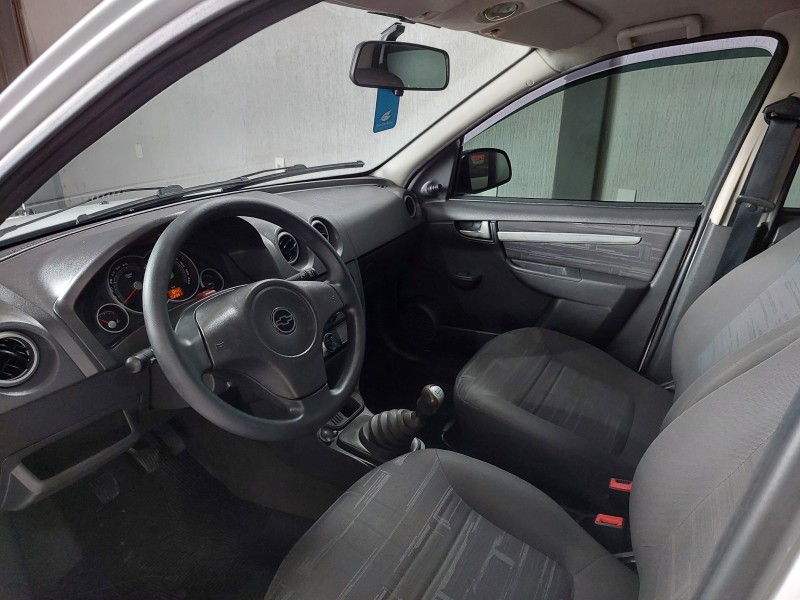 PRISMA 1.4 MPFI MAXX 8V FLEX 4P MANUAL - 2011 - SãO SEBASTIãO DO CAí