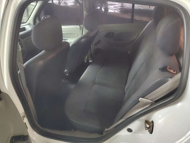 CLIO 1.0 AUTHENTIQUE 8V GASOLINA 4P MANUAL - 2006 - CAXIAS DO SUL