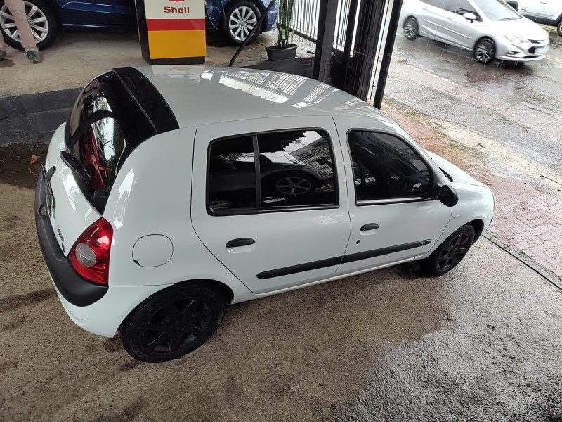 CLIO 1.0 AUTHENTIQUE 8V GASOLINA 4P MANUAL - 2006 - CAXIAS DO SUL