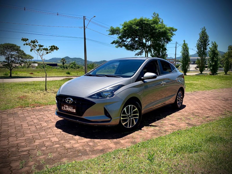 HB20S  - 2022 - LAJEADO