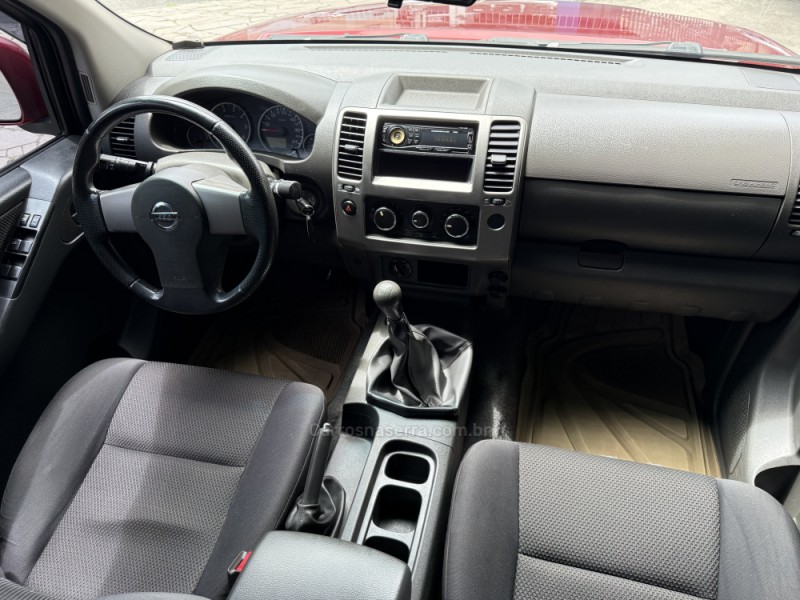 FRONTIER 2.5 S 4X4 CD TURBO ELETRONIC DIESEL 4P MANUAL - 2015 - CAXIAS DO SUL