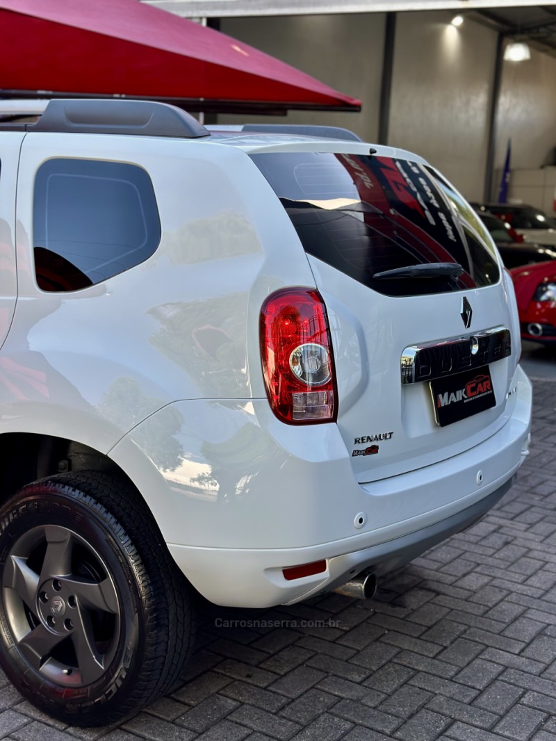 DUSTER 2.0 TECH ROAD 4X2 16V FLEX 4P AUTOMÁTICO - 2014 - ESTâNCIA VELHA