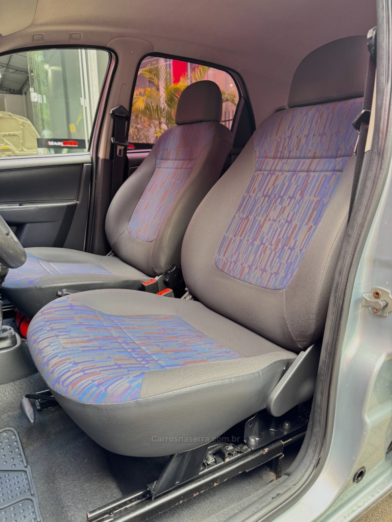 CELTA 1.0 MPFI SPIRIT 8V FLEX 4P MANUAL - 2011 - ESTâNCIA VELHA