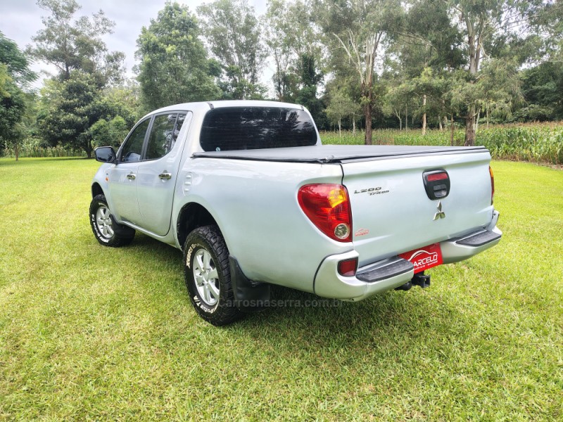 L200 TRITON 3.2 GLX 4X4 CD 16V TURBO INTERCOLER DIESEL 4P MANUAL - 2013 - GUAPORé