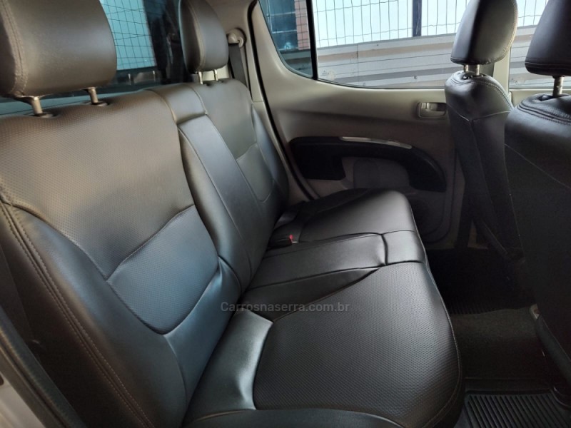 L200 TRITON 3.2 GLX 4X4 CD 16V TURBO INTERCOLER DIESEL 4P MANUAL - 2013 - GUAPORé