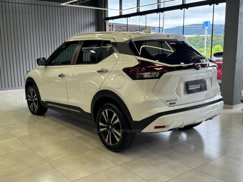 KICKS 1.6 EXCLUSIVE 16V FLEX 4P AUTOMÁTICO - 2022 - DOIS IRMãOS