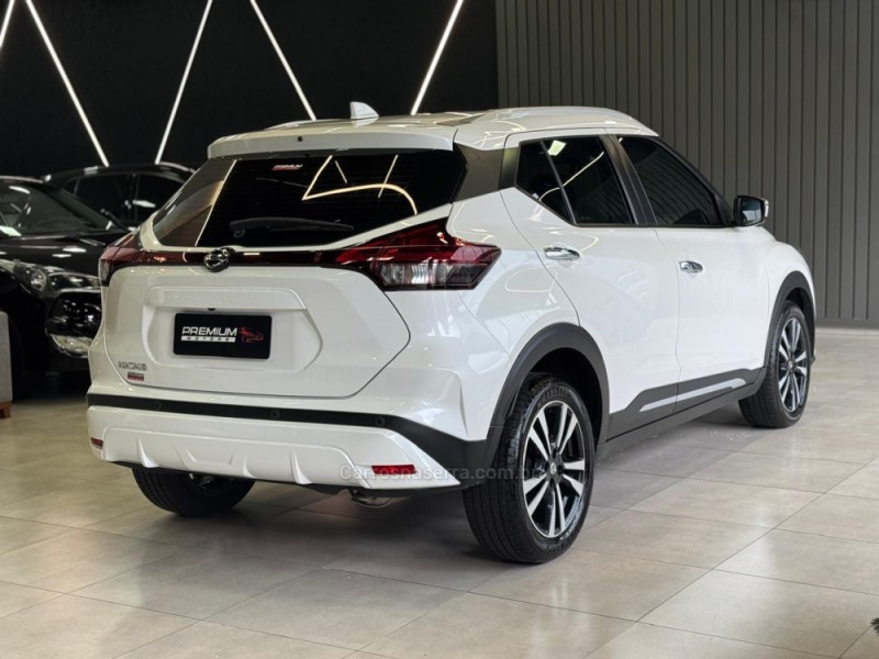 KICKS 1.6 EXCLUSIVE 16V FLEX 4P AUTOMÁTICO - 2022 - DOIS IRMãOS