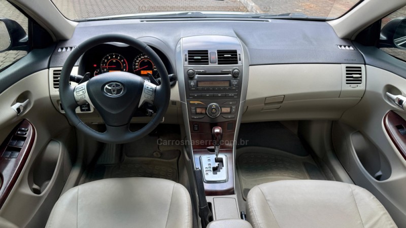 COROLLA 2.0 ALTIS PREMIUM 16V FLEX 4P AUTOMÁTICO - 2012 - GUAPORé