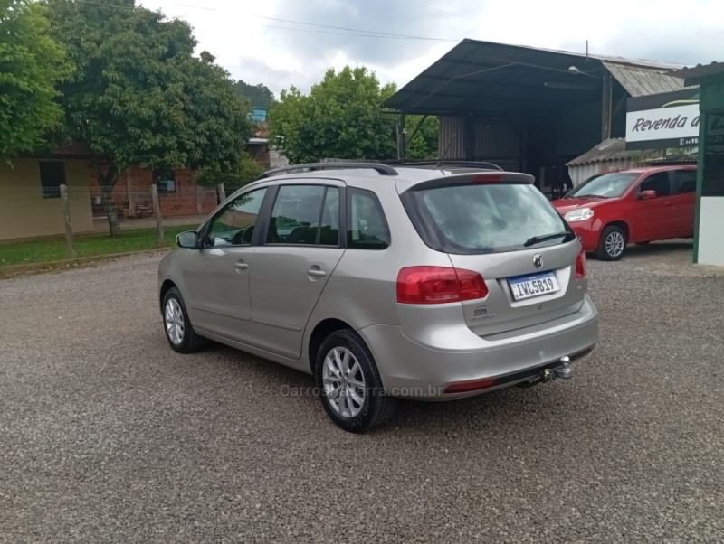 SPACEFOX 1.6 MSI TRENDLINE 8V FLEX 4P MANUAL - 2014 - PICADA CAFé