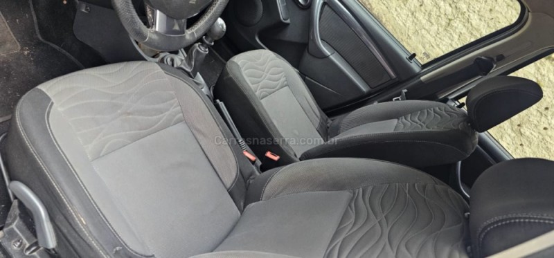 DUSTER 2.0 DYNAMIQUE 4X2 16V FLEX 4P MANUAL - 2014 - IVOTI