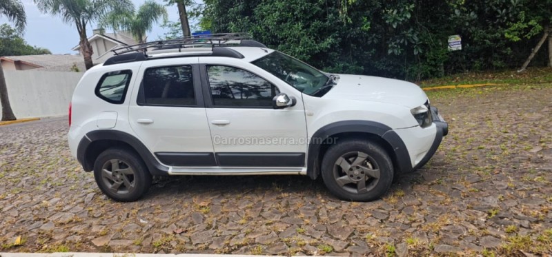 DUSTER 2.0 DYNAMIQUE 4X2 16V FLEX 4P MANUAL - 2014 - IVOTI