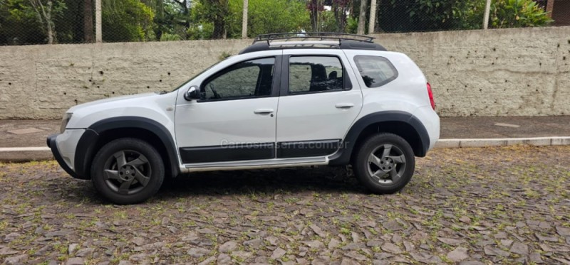 DUSTER 2.0 DYNAMIQUE 4X2 16V FLEX 4P MANUAL - 2014 - IVOTI