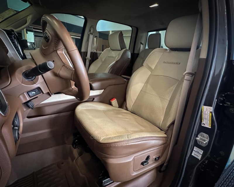 3500 LARAMIE 6.7 CD 4X4 TURBO DIESEL 4P AUTOMÁTICO - 2022 - GARIBALDI