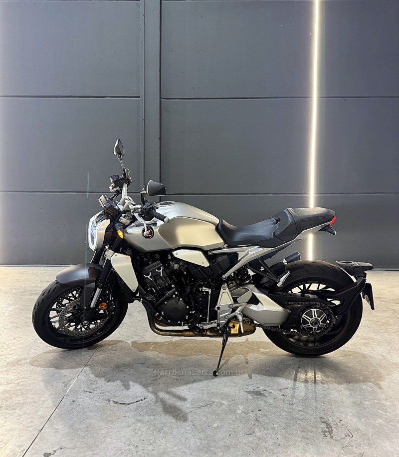 CB 1000R ABS - 2023 - PASSO FUNDO