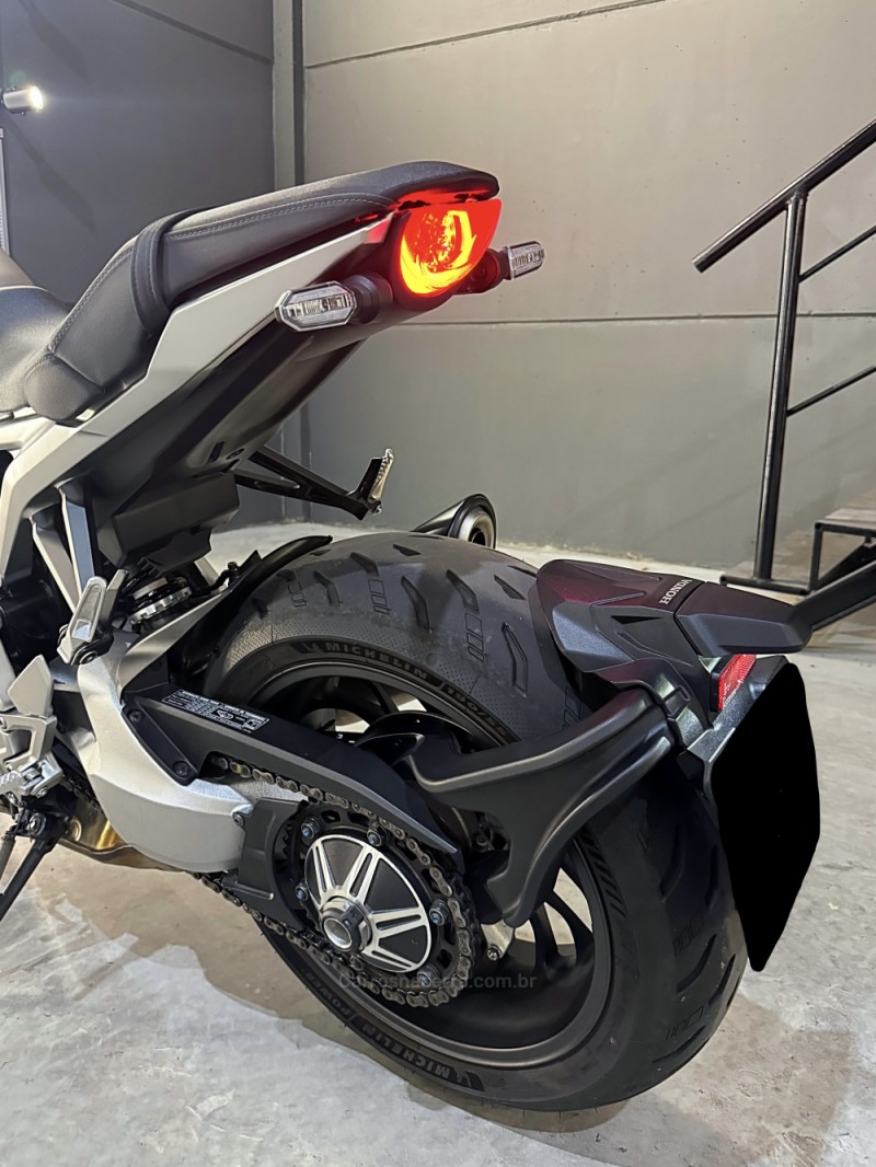 CB 1000R ABS - 2023 - PASSO FUNDO