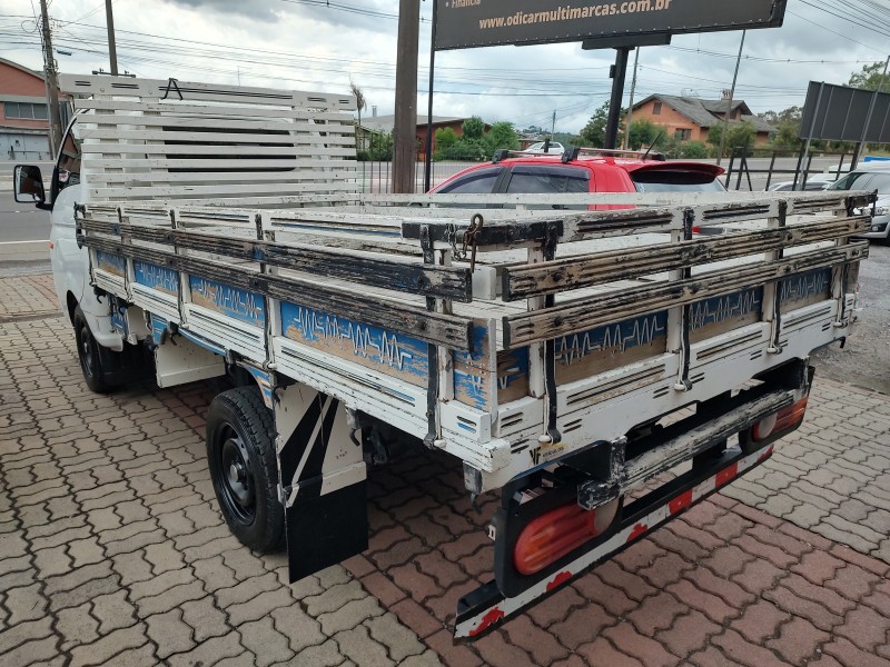 HR 2.5 LONGO SEM CAÇAMBA 4X2 16V 130CV TURBO INTERCOOLER DIESEL 2P MANUAL - 2017 - CAXIAS DO SUL