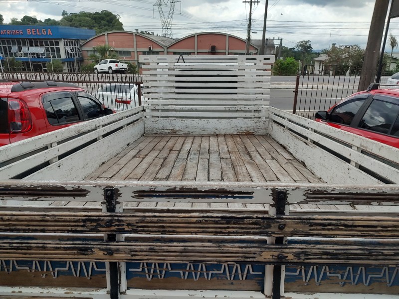 HR 2.5 LONGO SEM CAÇAMBA 4X2 16V 130CV TURBO INTERCOOLER DIESEL 2P MANUAL - 2017 - CAXIAS DO SUL