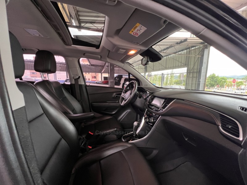 TRACKER 1.4 16V TURBO FLEX PREMIER AUTOMÁTICO - 2018 - BOM PRINCíPIO