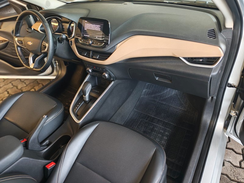 ONIX 1.0	PREMIER II PLUS 12V TURBO FLEX 4P AUTOMÁTICO - 2020 - FARROUPILHA