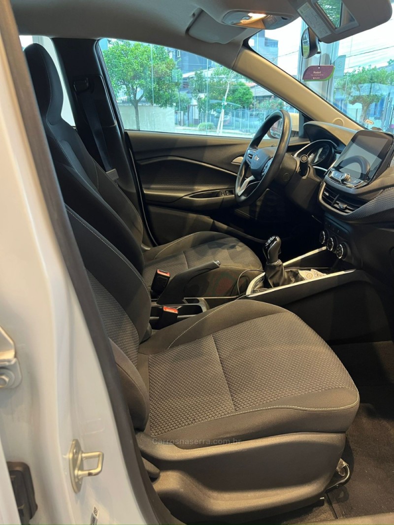 ONIX 1.0 LT 12V FLEX 4P MANUAL - 2023 - CAXIAS DO SUL