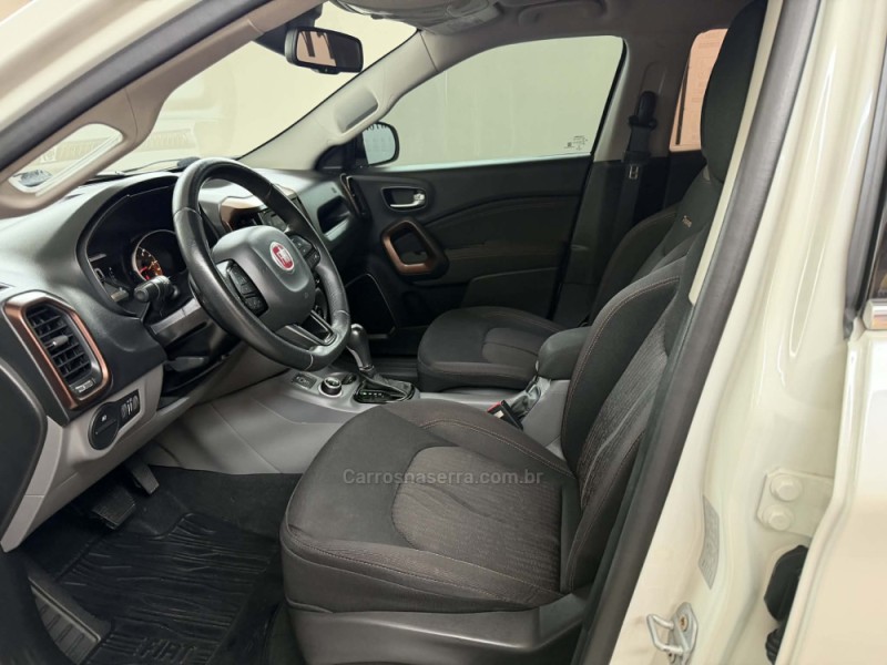 TORO 2.0 16V TURBO DIESEL VOLCANO AT9 4X4 AUTOMÁTICO - 2019 - PORTO ALEGRE