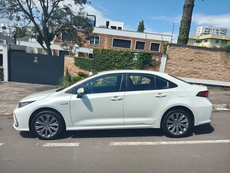 COROLLA 1.8 ALTIS 16V HÍBRIDO 4P AUTOMÁTICO - 2021 - FARROUPILHA