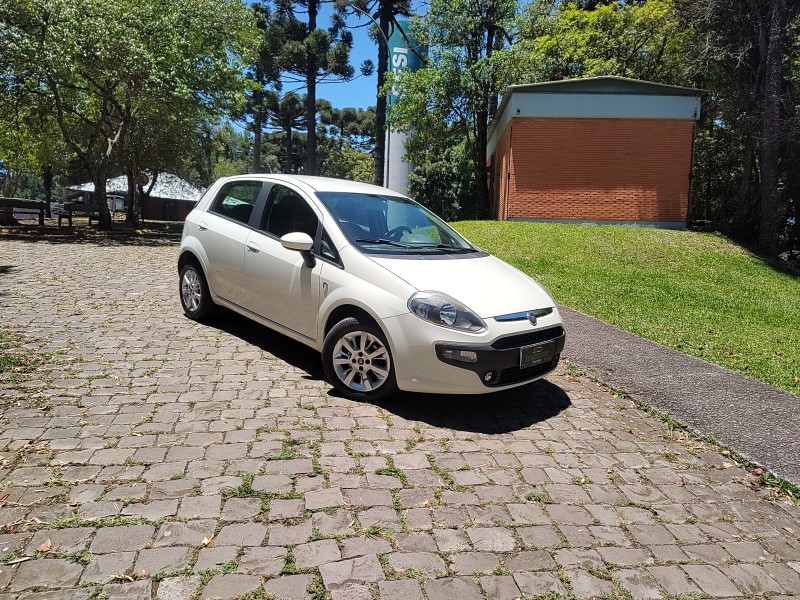 PUNTO 1.4 ATTRACTIVE ITALIA 8V FLEX 4P MANUAL - 2016 - CAXIAS DO SUL