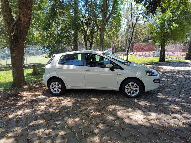 PUNTO 1.4 ATTRACTIVE ITALIA 8V FLEX 4P MANUAL - 2016 - CAXIAS DO SUL