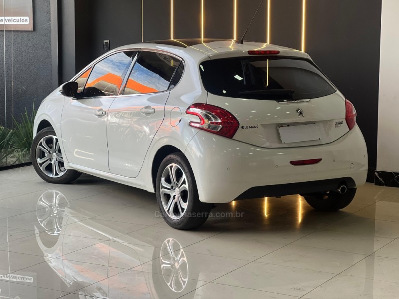 208 1.6 GRIFFE 16V FLEX 4P AUTOMÁTICO - 2016 - SAPUCAIA DO SUL