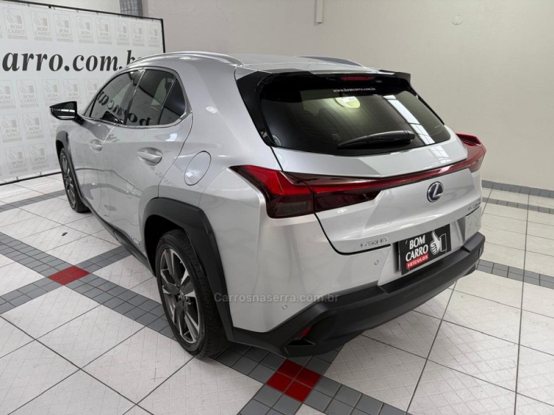 UX 250H 2.0 16V DYNAMIC HÍBRIDO 4P AUTOMÁTICO - 2019 - PORTO ALEGRE