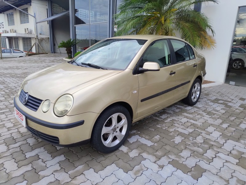polo sedan 1.6 8v gasolina 4p manual 2003 sao sebastiao do cai