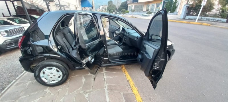 CELTA 1.0 MPFI LT 8V FLEX 4P MANUAL - 2012 - PICADA CAFé