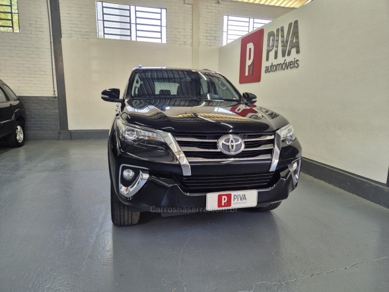 hilux sw4 2.8 srx 4x4 16v turbo intercooler diesel 4p automatico 2017 garibaldi